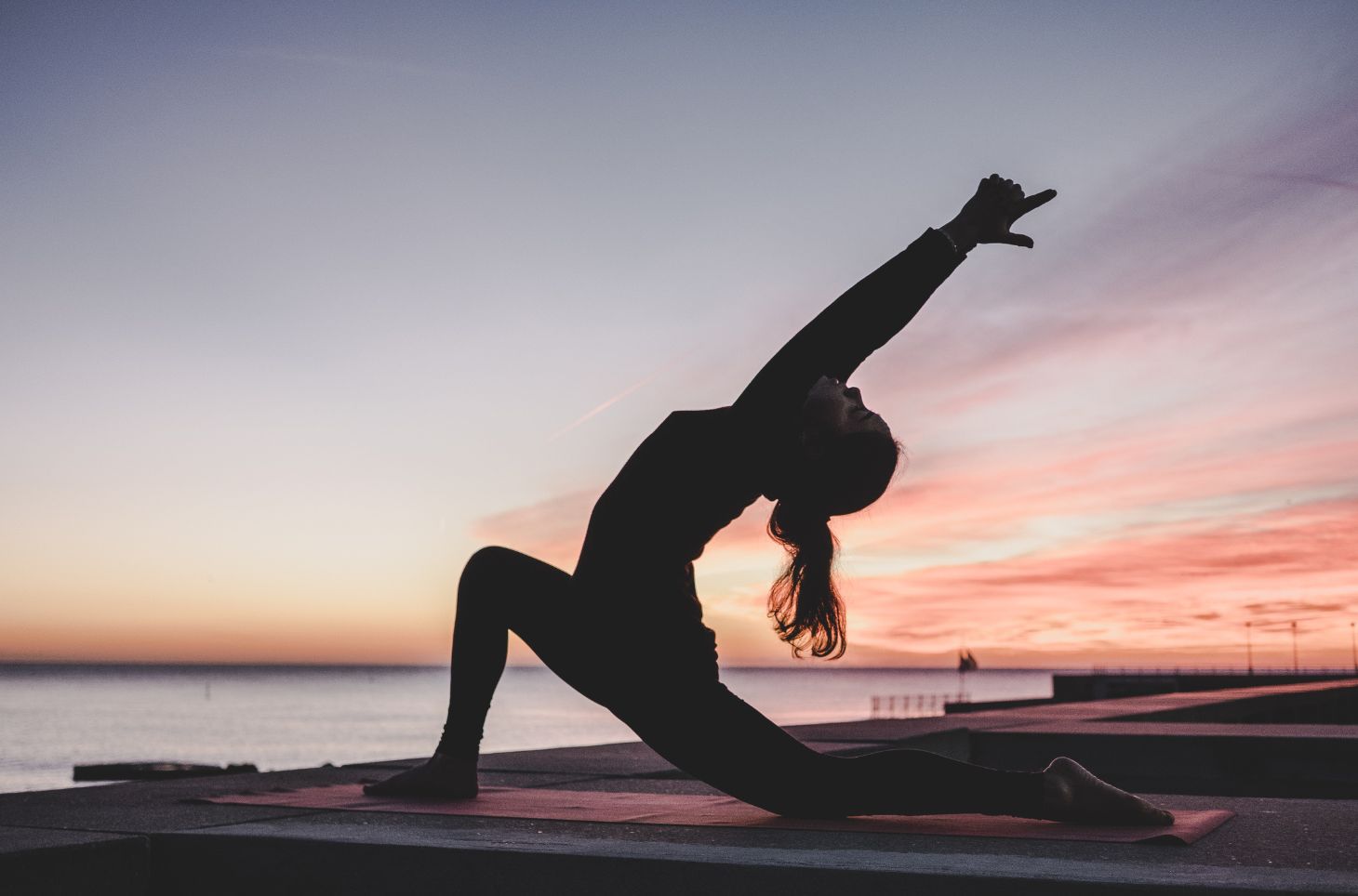 Surf and Yoga Retreats: Balancing Stress and Relaxation
