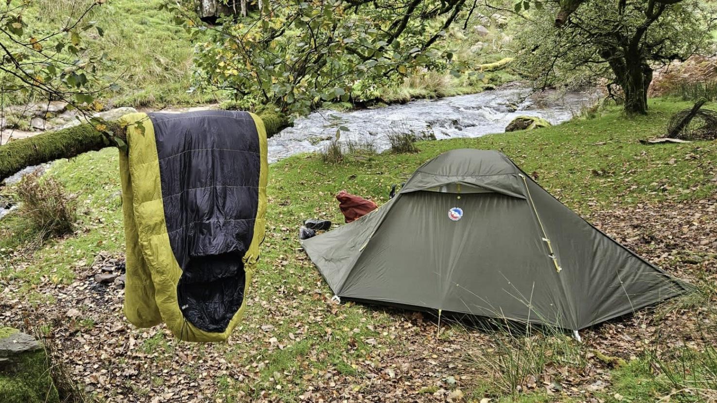 OEX Leviathan EV 900 sleeping bag review: Affordable winter warmth