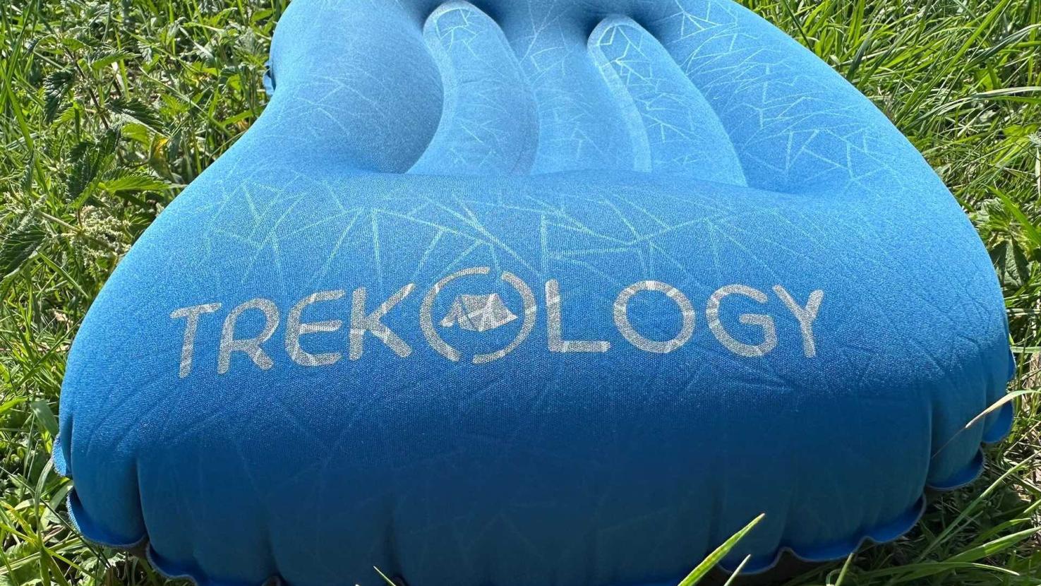 Trekology Aluft 2 pillow strap and valve detail